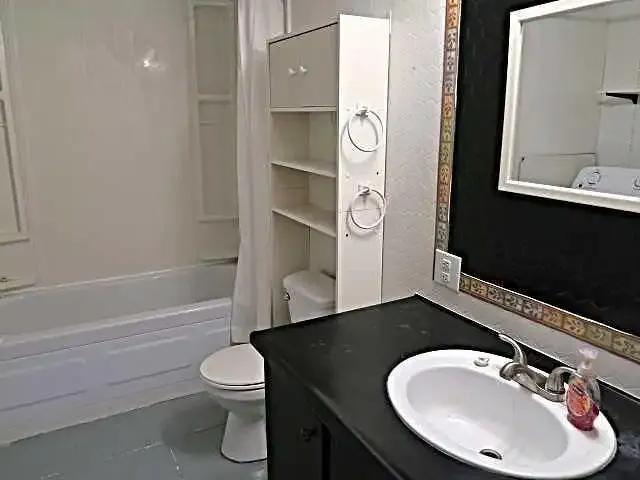 House 4 Bedroom For Rent Sundre AB 1200 ELS102587523