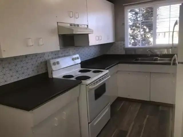 House 4 Bedroom For Rent Red Deer AB 1795 ES103151748