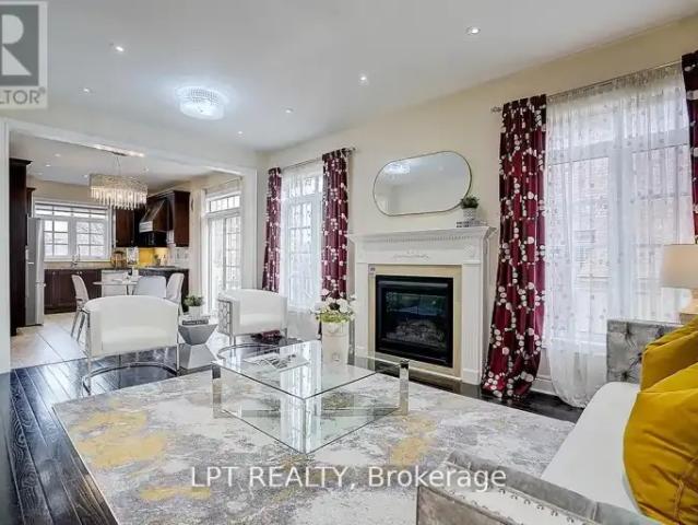 House 4 Bedroom For Rent Richmond Hill ON 4000 ES104711658