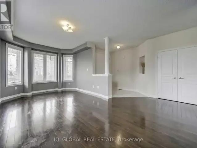 House 4 Bedroom For Rent Richmond Hill ON 4375 ES102518902