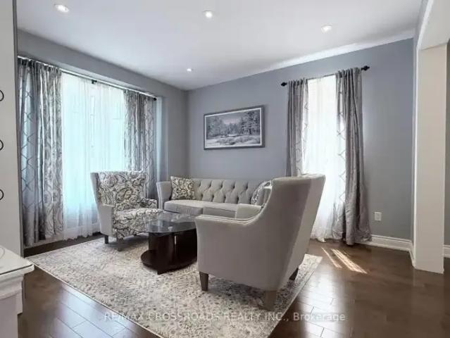 House 4 Bedroom For Rent Richmond Hill ON 5300 ES104362904