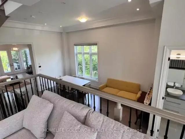 House 4 Bedroom For Rent Richmond Hill ON 7000 ES104036409