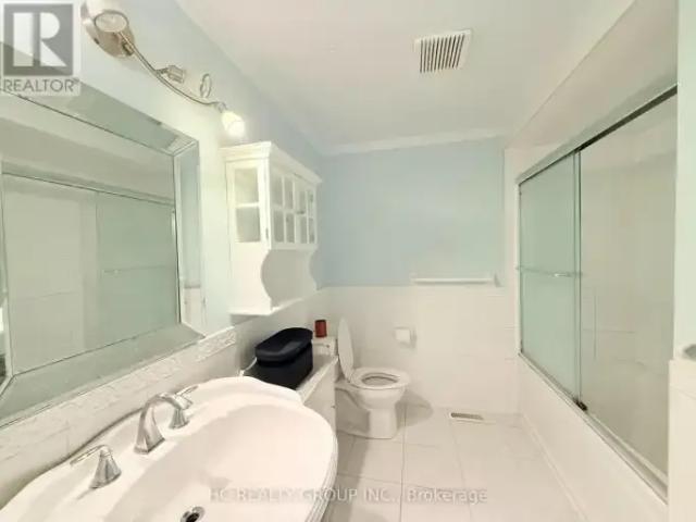 House 4 Bedroom For Rent Richmond Hill ON 3000 ES102794967