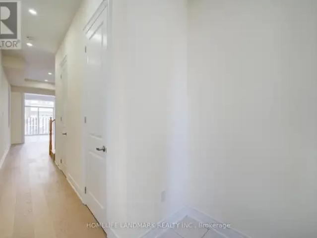 House 4 Bedroom For Rent Richmond Hill ON 3700 ES103380074