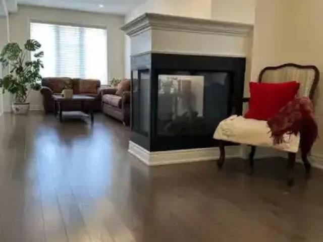 House 4 Bedroom For Rent Richmond Hill ON 3700 ES96935431