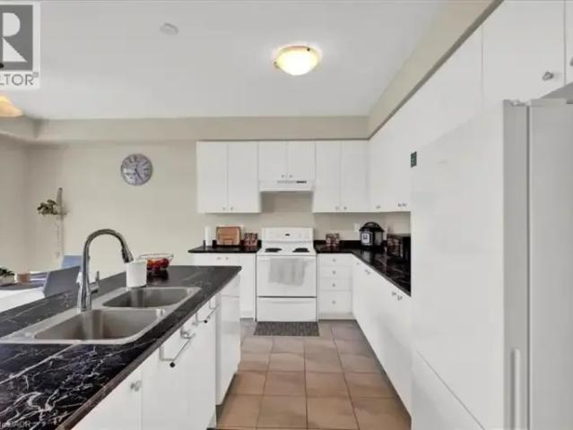 House 4 Bedroom For Rent Welland ON 2550 ES102578987