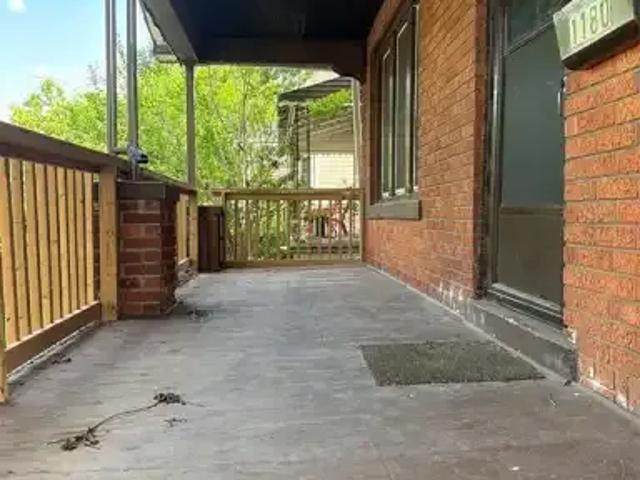House 4 Bedroom For Rent Windsor ON 2150 ES102579005