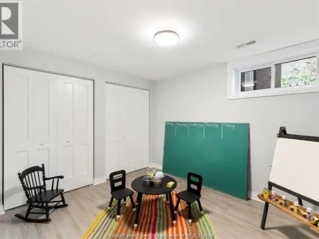 House 4 Bedroom For Rent Windsor ON 3200 ELS102752806