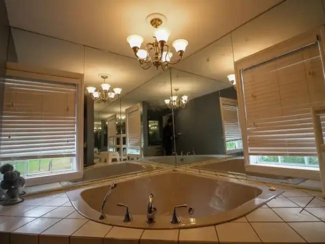 House 4 Bedroom For Rent Winnipeg MB 2895 ES103424636
