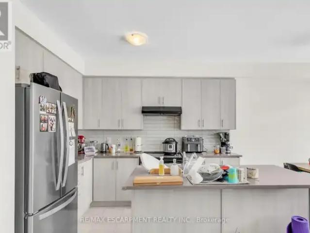 House 4 Bedroom For Rent Thorold ON 2600 ES102085896