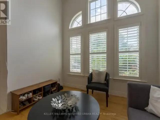 House 4 Bedroom For Rent Vaughan ON 4500 ES103355447