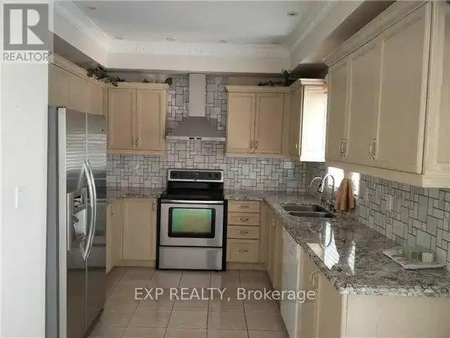 House 4 Bedroom For Rent Vaughan ON 3900 ES101878746