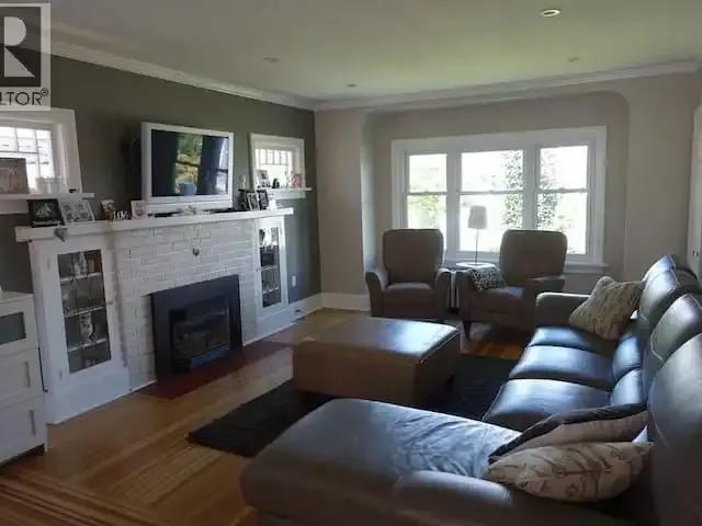 House 4 Bedroom For Rent Vancouver BC 6250 ES101090355