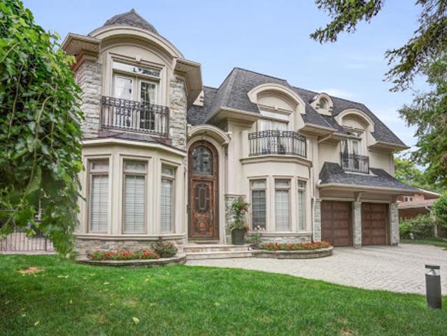 House with garden and terrace