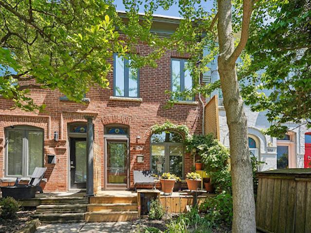 House with garden