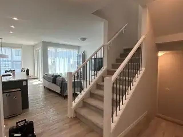 House 5 Bedroom For Rent Calgary AB 4700 ELS102715196