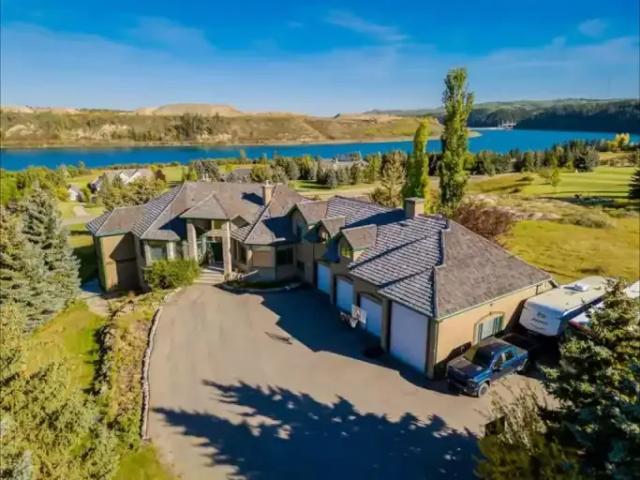 House 5 Bedroom For Rent Calgary AB 10000 ES101638529