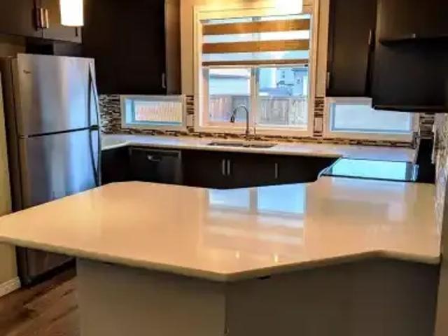 House 5 Bedroom For Rent Calgary AB 3000 ELS102518799