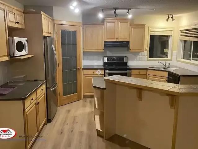 House 5 Bedroom For Rent Calgary AB 3100 ES104991464