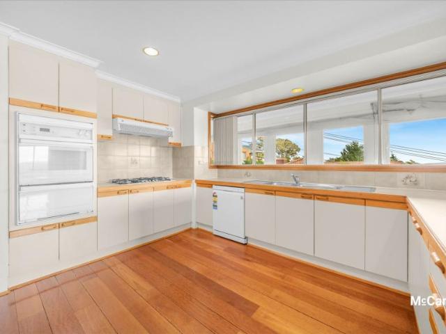 House 5 Bedroom For Rent Calwell ACT 1100000 ES101583256
