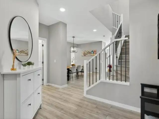 House 5 Bedroom For Rent Airdrie AB 3400 ES105110856