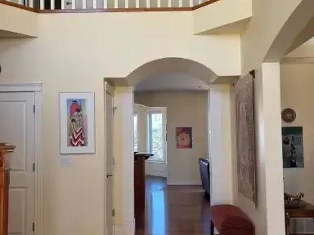 House 5 Bedroom For Rent Beaumont AB 3700 ELS102204089