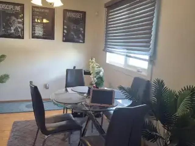 House 5 Bedroom For Rent Edmonton AB 2400 ELS102243099