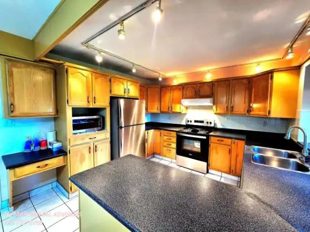 House 5 Bedroom For Rent Edmonton AB 2695 ES103119050