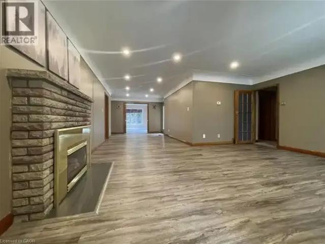 House 5 Bedroom For Rent Kitchener ON 2960 ES103119101