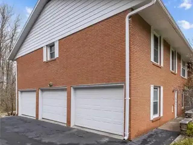 House 5 Bedroom For Rent Kitchener ON 4300 ES100443766