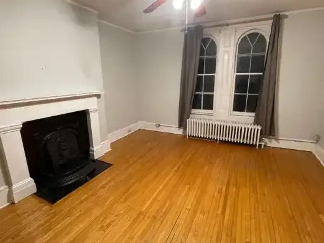 House 5 Bedroom For Rent Kingston ON 4500 ELS103091409