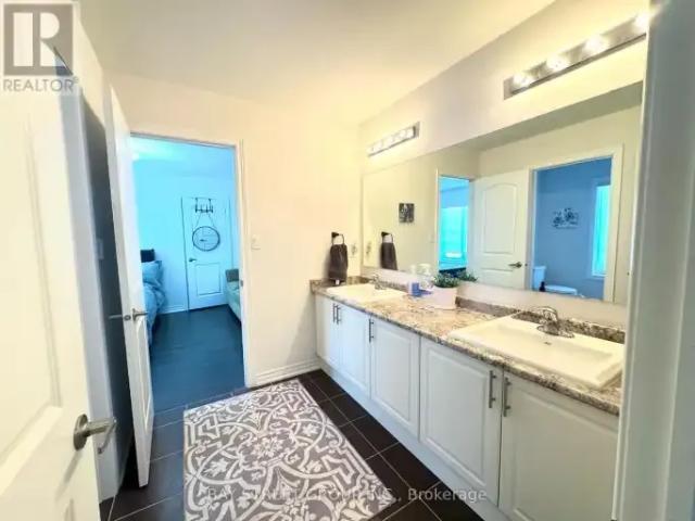 House 5 Bedroom For Rent Innisfil ON 1800 ES101042791