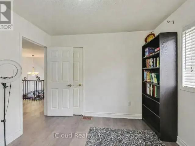 House 5 Bedroom For Rent Milton ON 4850 ELS102847415