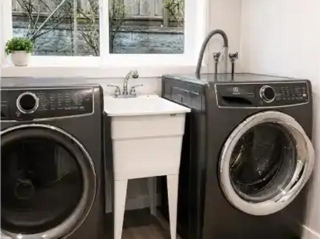House 5 Bedroom For Rent North Vancouver BC 7500 ELS102518884