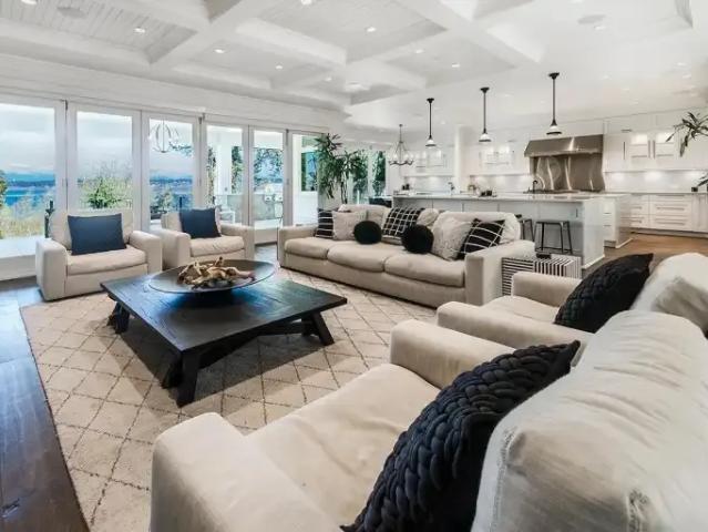 House 5 Bedroom For Rent Surrey BC 20000 ELS102578899