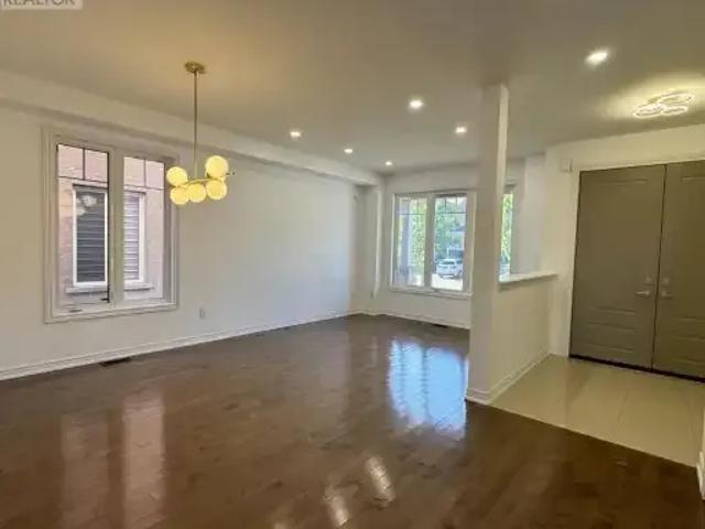 House 5 Bedroom For Rent Richmond Hill ON 5350 ES104941054