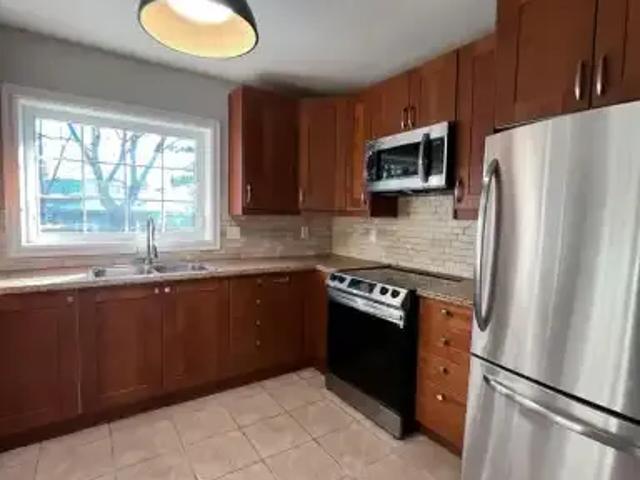 House 5 Bedroom For Rent Richmond Hill ON 3400 ES103243675