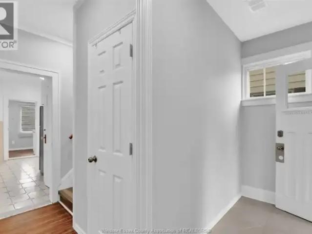 House 5 Bedroom For Rent Windsor ON 2195 ELS102579020