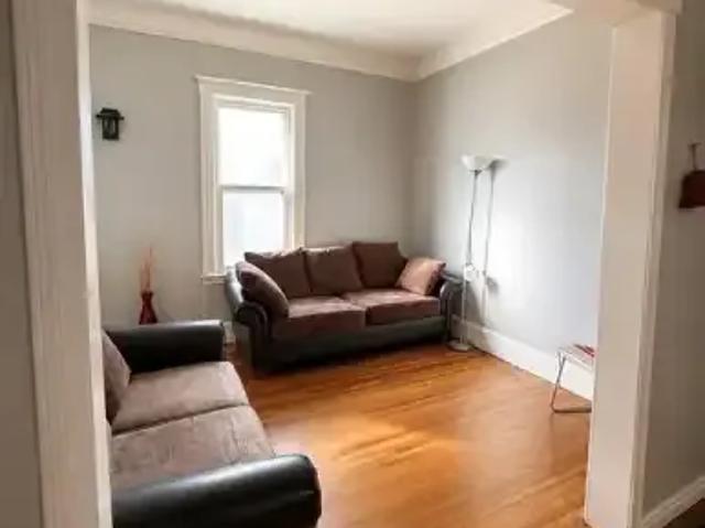 House 5 Bedroom For Rent Windsor ON 2295 ELS102243253