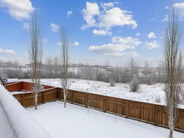 House 5.5 Bedroom For Rent Cochrane AB 3595 ES102846198