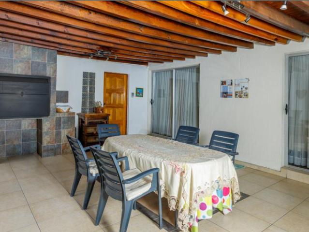 House 5Bed 4Bath size 500m2 +Camera Security +5Kw Solar Powe