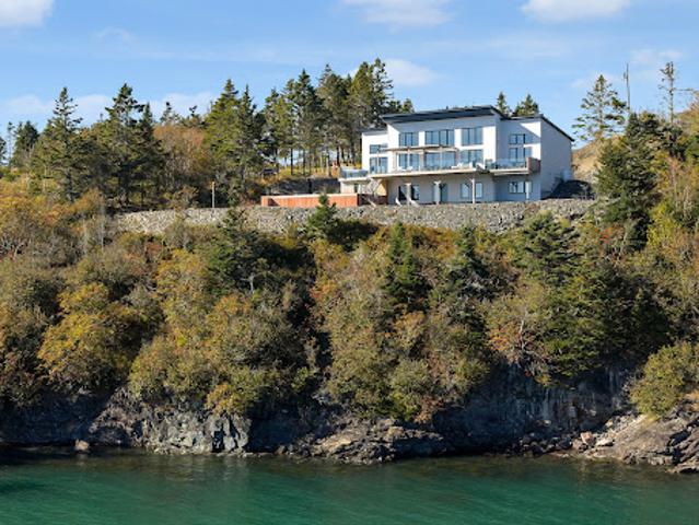 Seaside house with terrace