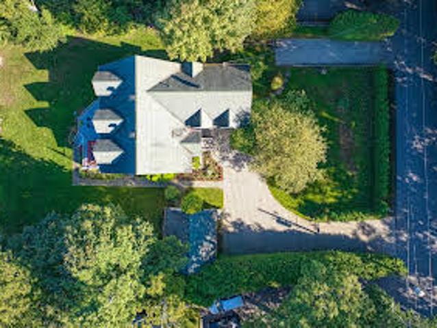House with garden