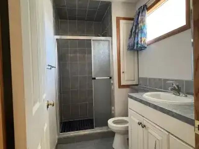 House 6 Bedroom For Rent Calgary AB 3000 ES105151112