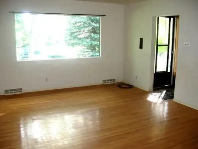 House 6 Bedroom For Rent Calgary AB 3500 ES104179610