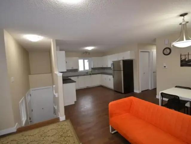 House 6 Bedroom For Rent Edmonton AB 2395 ES104000121