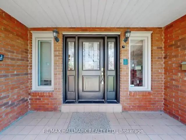 House 6 Bedroom For Rent Richmond Hill ON 5700 ES105004804