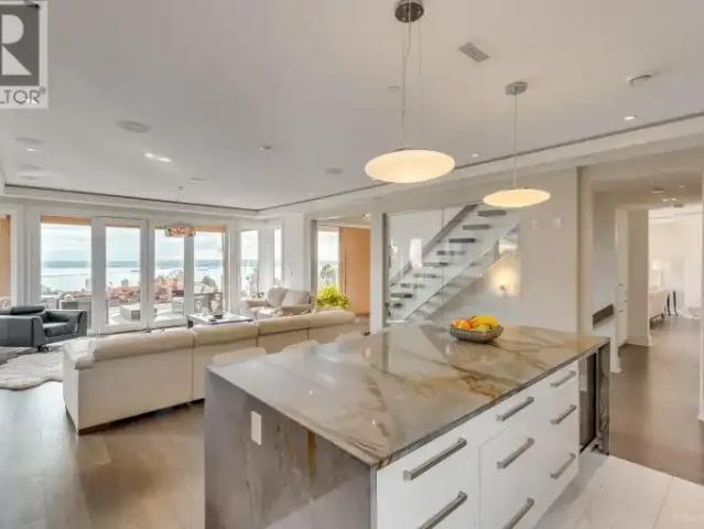House 6 Bedroom For Rent West Vancouver BC 13000 ELS102306811