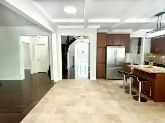 House 6 Bedroom For Rent Vaughan ON 5800 ES105072109