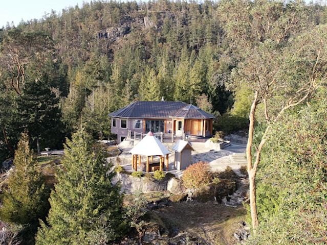 House with pool and terrace